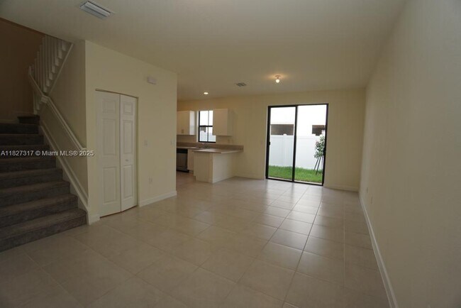 Foto del edificio - 10911 W 33rd Ln