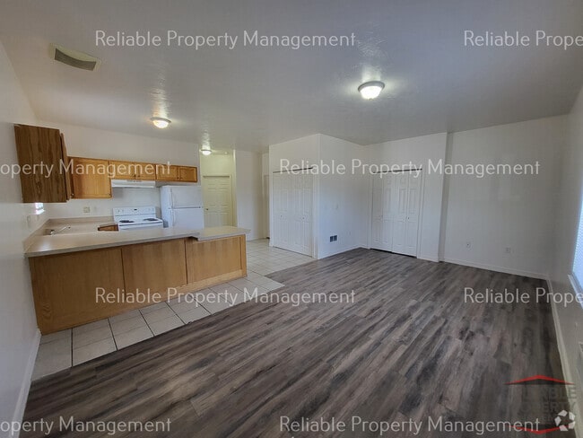 Building Photo - 685 John Adams Pky