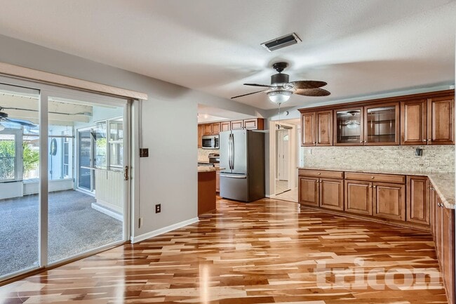 Building Photo - 1866 Belleair Rd