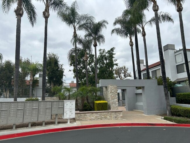 Building Photo - 1109 Tivoli Ln