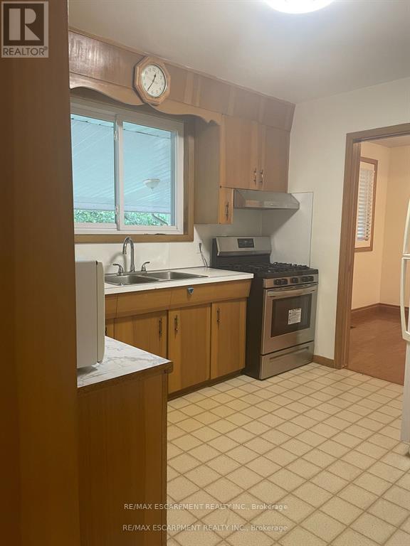 Building Photo - 4327 Mitchell Ave