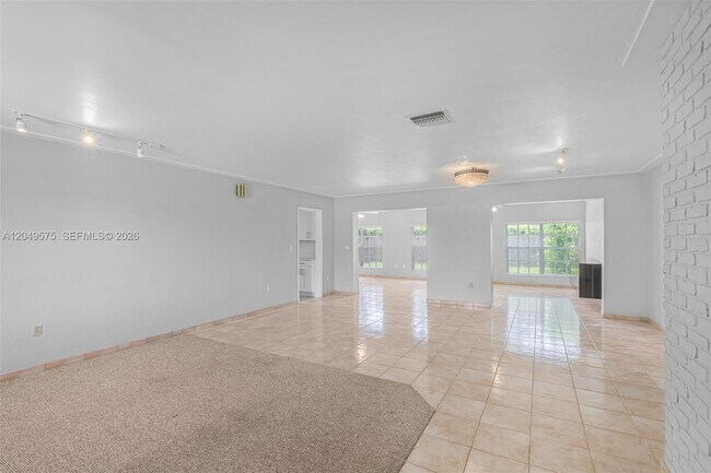 Foto del edificio - 9075 SW 48th Ter