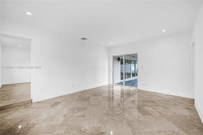 Foto del edificio - 5510 NE 18th Ave