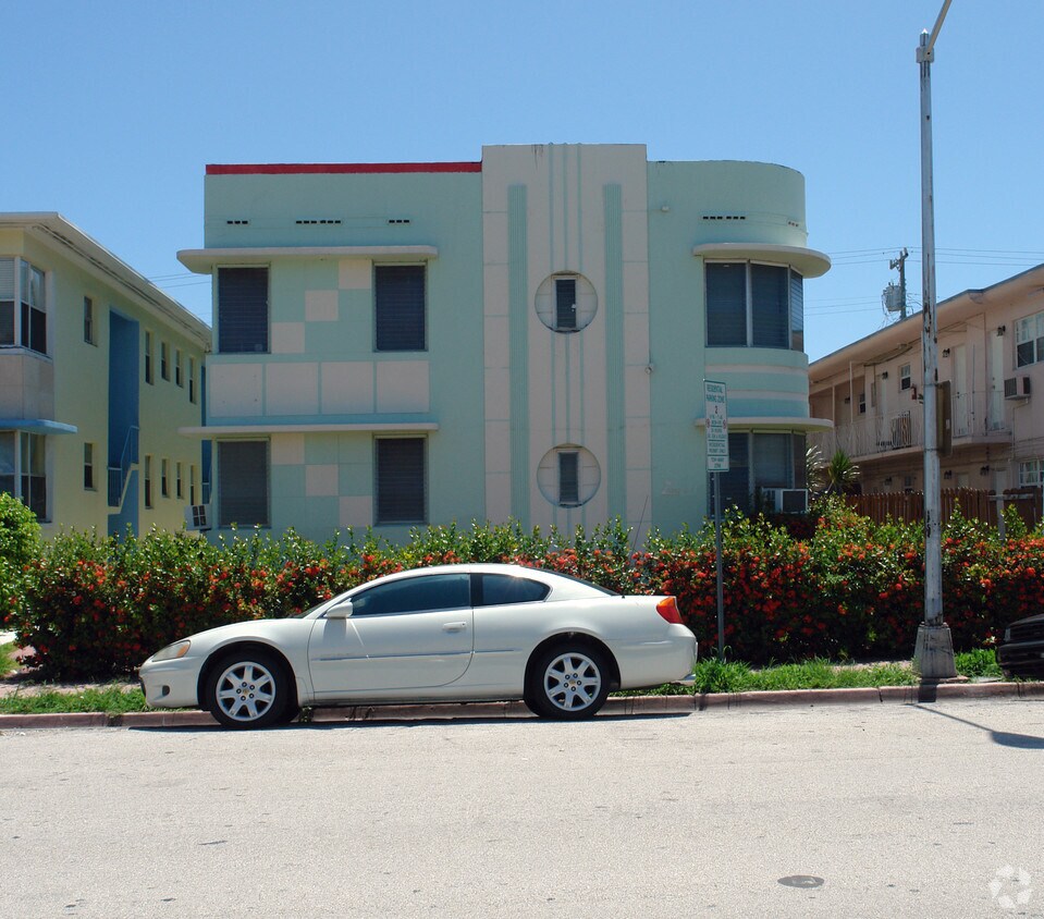 Foto del edificio - 1043-1047 Euclid Ave