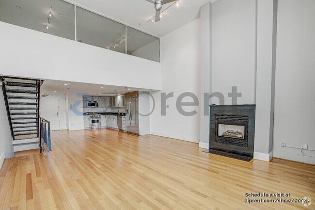 Building Photo - 520 6th St