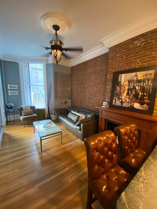 Foto del edificio - 167 Beacon St