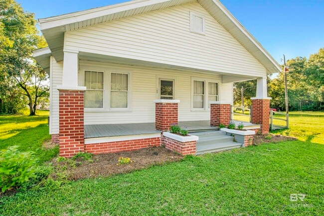 Foto del edificio - 109 Armstrong Ave