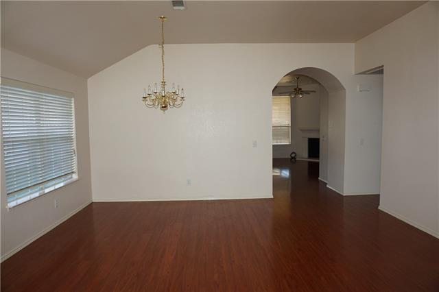 Building Photo - 2724 Excalibur Dr