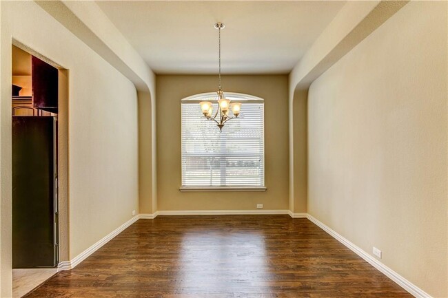 Building Photo - 6100 Mickelson Way