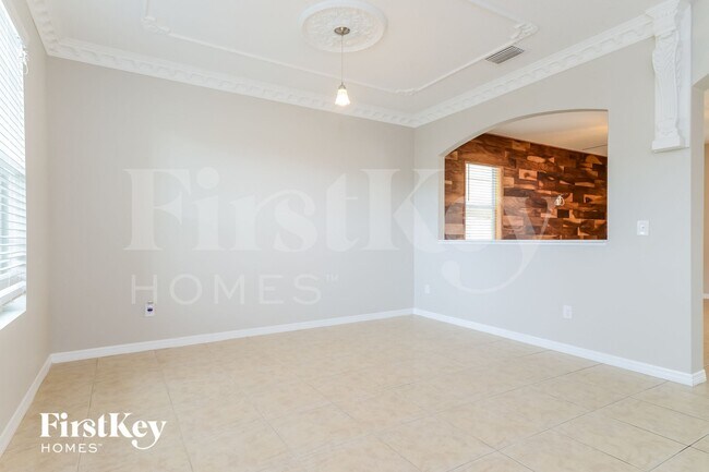 Building Photo - 534 Vista Ridge Dr