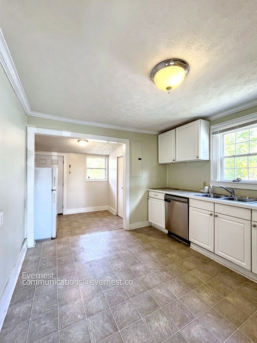 Foto del edificio - 1304 Joseph Ave