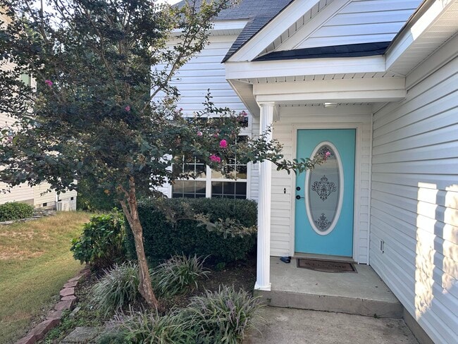 Building Photo - 2009 Dundee Way