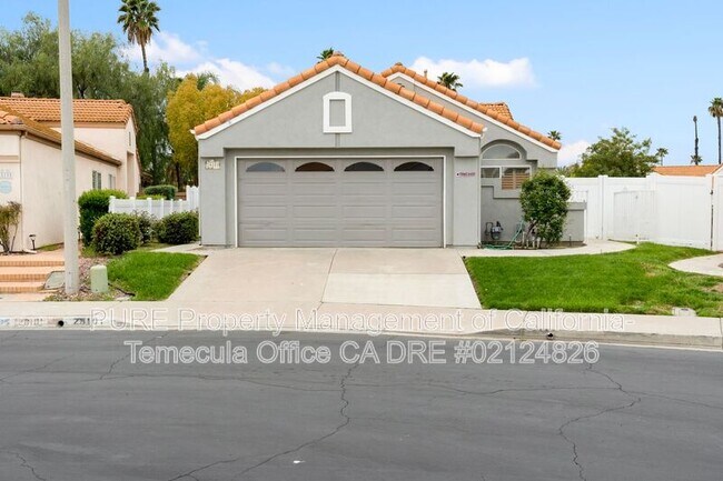 Foto del edificio - 28101 Orangegrove Ave