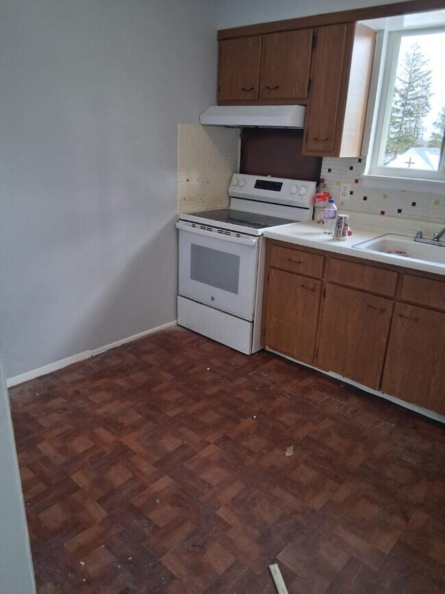 Building Photo - 79 Yaun Ave