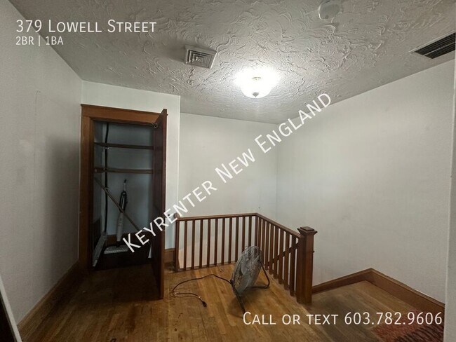 Building Photo - 379 Lowell St