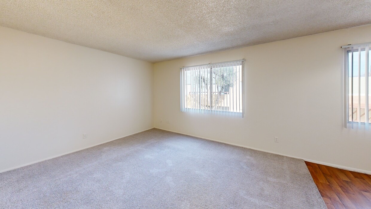 Photo - Zona Verde Apartments