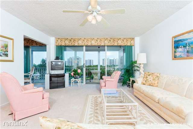 Building Photo - 8401 Estero Blvd