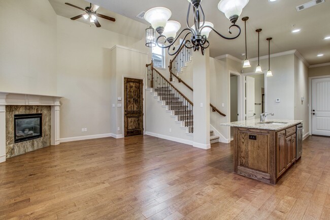 Foto del edificio - Stunning Lewisville Townhome