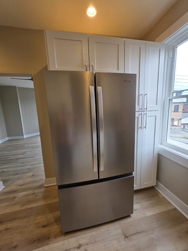 Foto del edificio - "Spacious 4-Bedroom Gem in Homestead – 2090 Sq Ft of Comfort!"