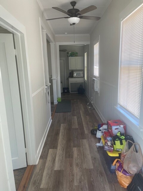 Foyer - 1438 Virginia St