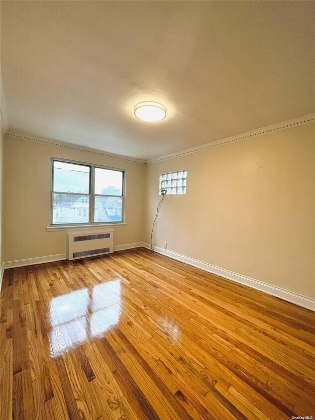 6028 Wetherole St Unit 3FL, Queens, NY 11373 Room for Rent in Queens