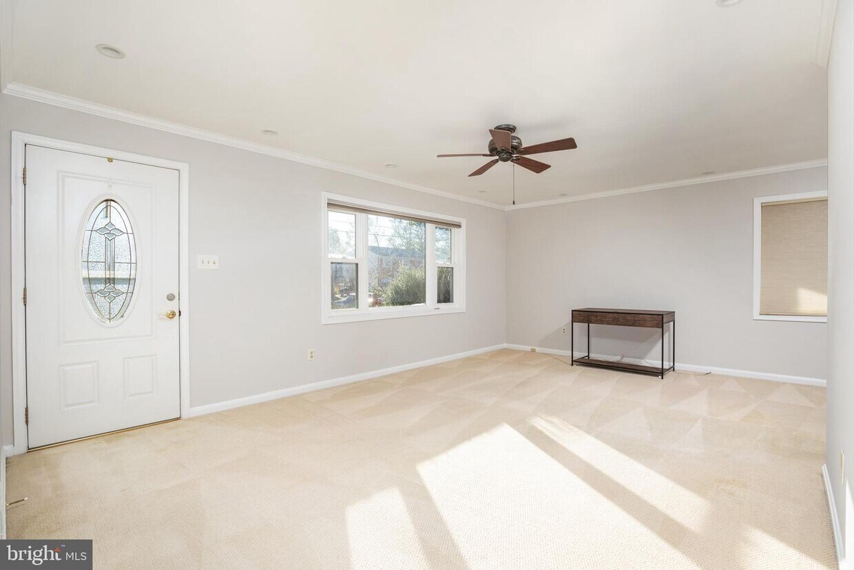 6406 Hillview Ave, Alexandria, VA 22310 House Rental in Alexandria