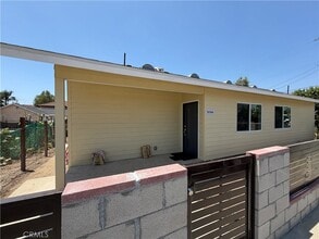 Building Photo - 3234 Vineland Ave