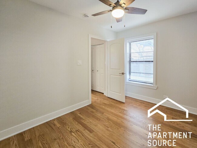 Foto del edificio - 516 W Cornelia Ave