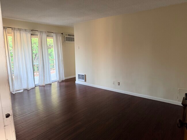 Foto del edificio - 540 Evergreen St