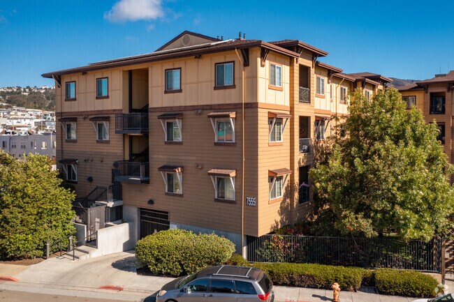 Foto del edificio - Habitat for Humanity Condominum