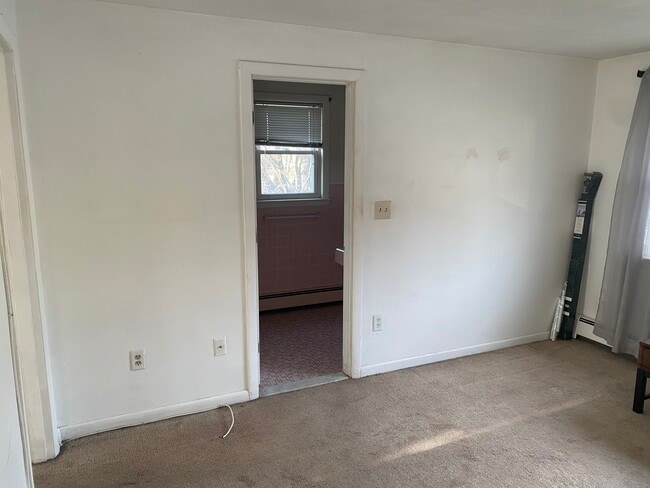 Building Photo - 781 E Squantum St