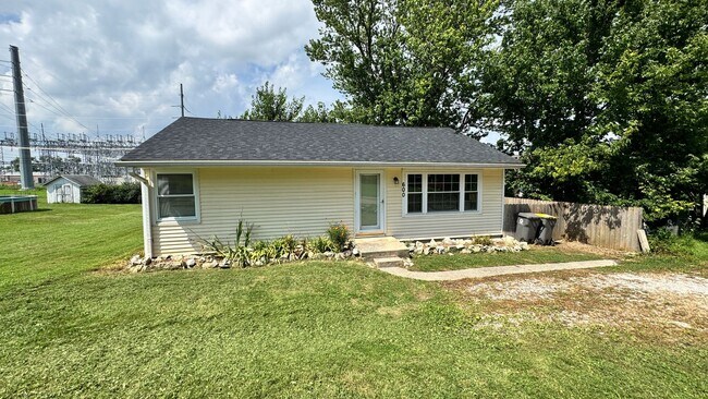 Foto del edificio - Available Aug 12th, 2026!