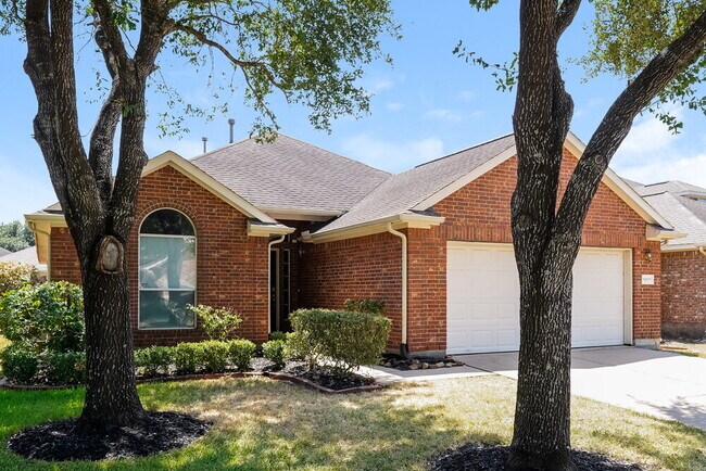 Foto del edificio - 26019 Chapman Falls Dr