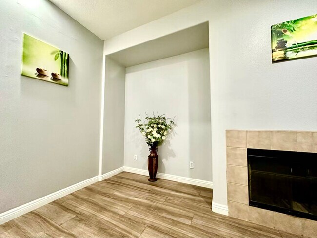 Foto del edificio - 16550 Sugar Ln