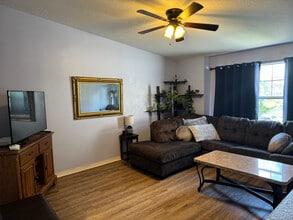 Building Photo - 39207 Harbour Vista Cir