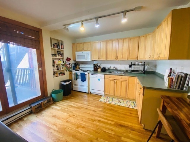 Primary Photo - 241 Washington St