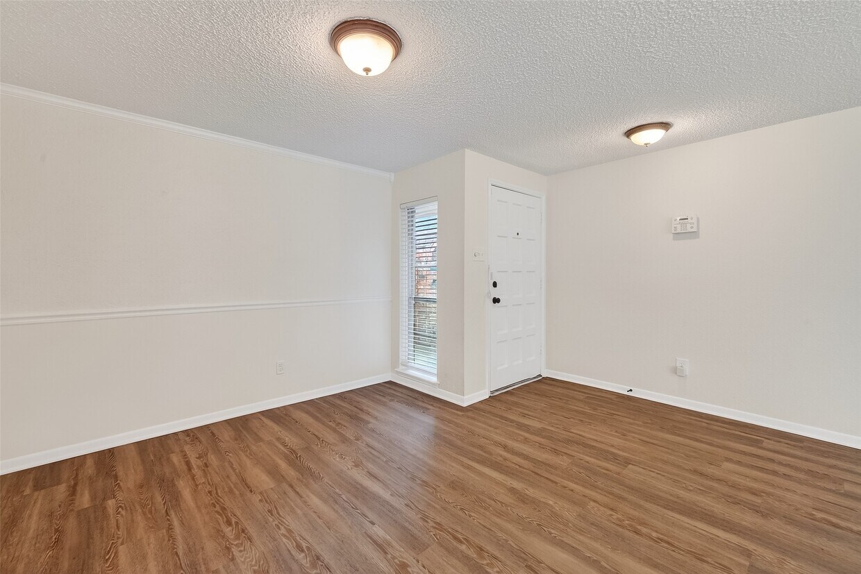 Foto del edificio - 9538 Ravensworth Dr