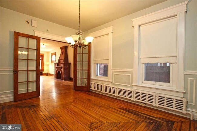 Foto del edificio - 39 N West St