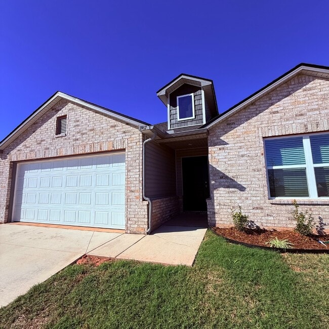 Building Photo - 1917 Rock Elm Dr