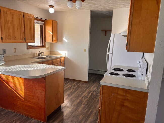 Foto del edificio - Wonderful 2 Bedroom Condo With In-Unit Was...
