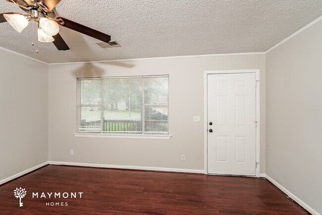 Foto del edificio - 1013 Sandy Brook Cir