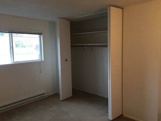 Foto del edificio - 4130-4144 SW View Point Terrace