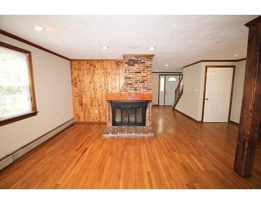 Building Photo - 27 Andover Rd
