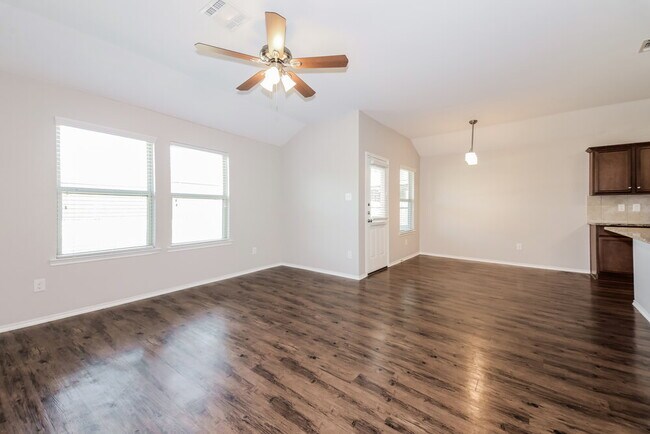 Foto del edificio - 2118 Shady Glen Trail