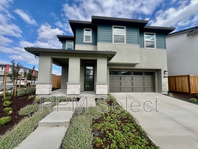 Building Photo - 2604 Atascadero Dr