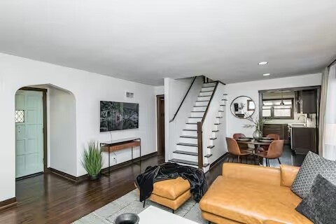 Foto del edificio - 947 8th Ave NE