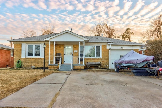 Photo - 7112 NW 45th St House