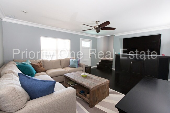 Foto del edificio - 3266 Copley Ave