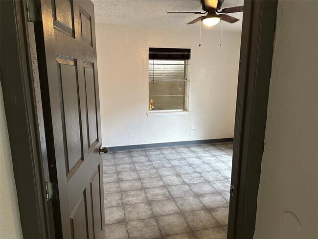 Foto del edificio - 3121 Collingsworth St