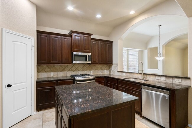 Foto del edificio - 8710 White Crown